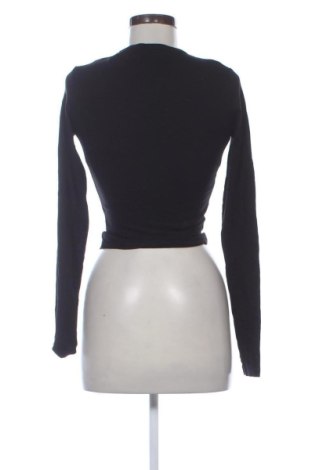 Дамска блуза Bershka, Размер M, Цвят Черен, Цена 10,22 €