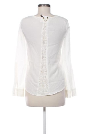 Дамска блуза Bershka, Размер S, Цвят Бял, Цена 10,22 €