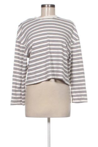 Dámská halenka Bershka, Velikost L, Barva Vícebarevné, Cena  279,00 Kč