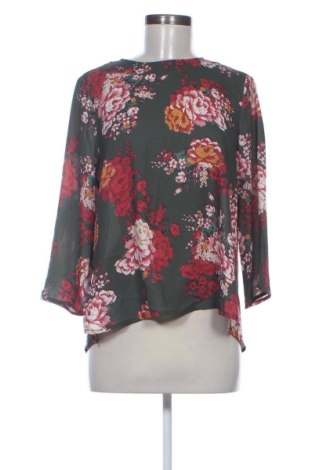 Дамска блуза Gina Tricot, Размер S, Цвят Многоцветен, Цена 10,73 €