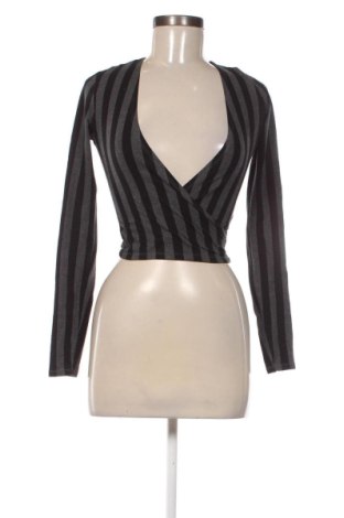 Дамска блуза Gina Tricot, Размер XS, Цвят Многоцветен, Цена 10,73 €