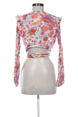 Bluză de femei Guess, Mărime S, Culoare Multicolor, Preț 151,99 Lei
