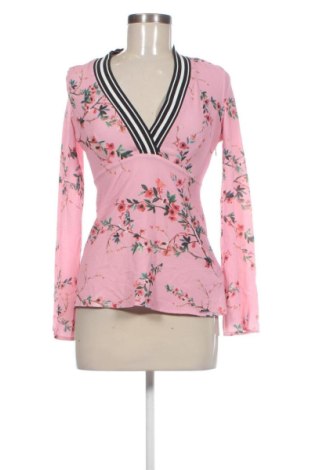 Bluză de femei Guess, Mărime S, Culoare Multicolor, Preț 136,99 Lei