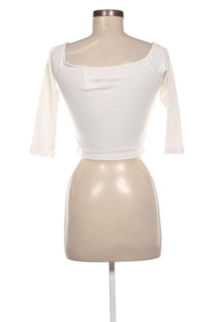 Дамска блуза Hollister, Размер S, Цвят Бял, Цена 17,38 €