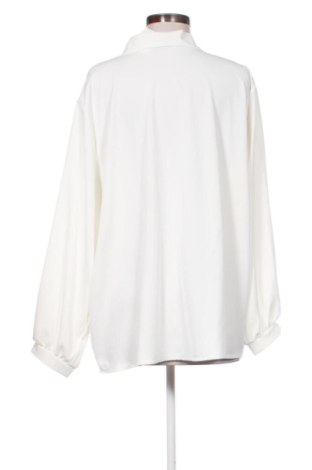 Γυναικεία μπλούζα NEW COLLECTION, Μέγεθος 4XL, Χρώμα Λευκό, Τιμή 30,82 €