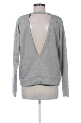 Bluzka damska Nike, Rozmiar M, Kolor Szary, Cena 187,55 zł