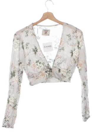 Damen Shirt Pull&Bear, Größe S, Farbe Mehrfarbig, Preis 12,99 €