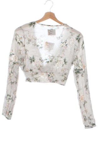 Damen Shirt Pull&Bear, Größe S, Farbe Mehrfarbig, Preis 12,99 €