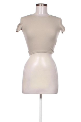 Дамска блуза Pull&Bear, Размер XS, Цвят Бежов, Цена 10,00 €