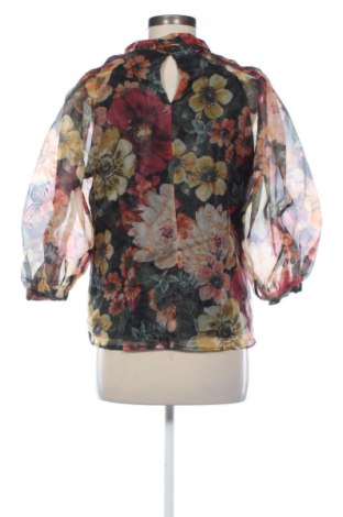 Γυναικεία μπλούζα Reserved, Μέγεθος L, Χρώμα Πολύχρωμο, Τιμή 9,78 €