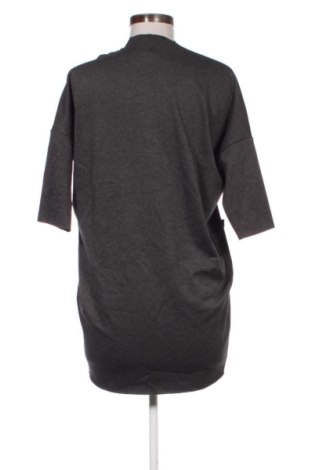 Γυναικεία μπλούζα Rinascimento, Μέγεθος M, Χρώμα Πολύχρωμο, Τιμή 29,99 €