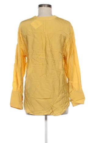 Bluzka damska Soaked In Luxury, Rozmiar M, Kolor Żółty, Cena 129,99 zł