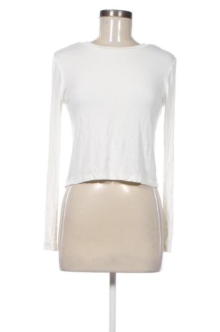 Дамска блуза Stradivarius, Размер L, Цвят Бял, Цена 10,00 €