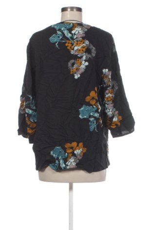 Дамска блуза Unbranded, Размер XL, Цвят Многоцветен, Цена 16,36 €