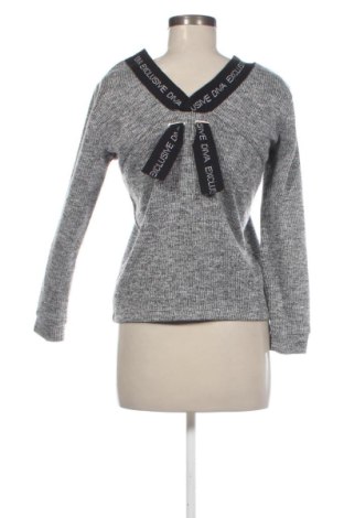 Bluză de femei Unbranded, Mărime S, Culoare Gri, Preț 52,13 Lei