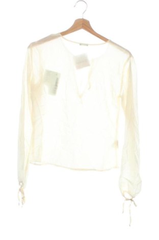 Bluză de femei United Colors Of Benetton, Mărime M, Culoare Ecru, Preț 203,32 Lei
