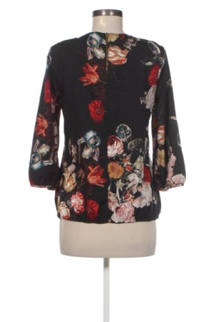 Дамска блуза Vero Moda, Размер M, Цвят Многоцветен, Цена 10,73 €