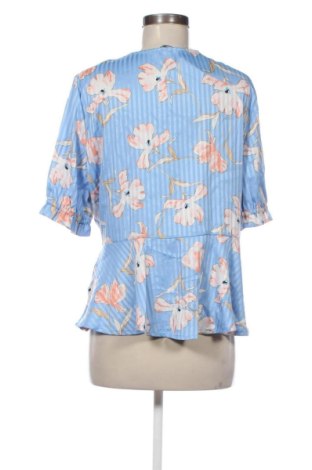Дамска блуза Vero Moda, Размер XL, Цвят Многоцветен, Цена 10,23 €