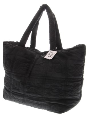 Dámska kabelka  Nanushka, Farba Čierna, Cena  374,95 €