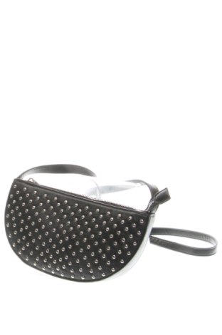 Дамска чанта Pull&Bear, Цвят Черен, Цена 11,24 €