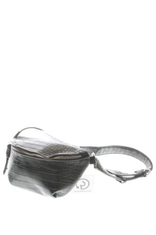 Дамска чанта Reserved, Цвят Черен, Цена 10,73 €