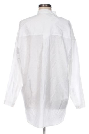 Дамска риза Armani Exchange, Размер M, Цвят Бял, Цена 70,00 €