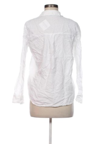 Γυναικείο πουκάμισο Defacto, Μέγεθος M, Χρώμα Λευκό, Τιμή 15,99 €