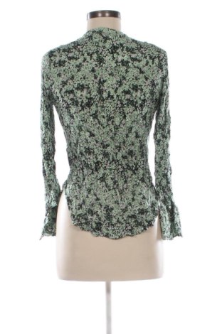 Дамска риза Gina Tricot, Размер M, Цвят Многоцветен, Цена 10,73 €