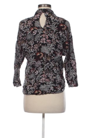 Дамска риза ONLY, Размер S, Цвят Многоцветен, Цена 10,73 €