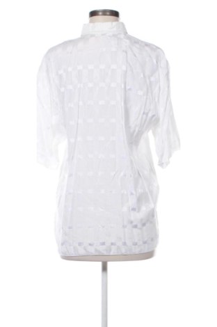 Cămașă de femei Unbranded, Mărime M, Culoare Alb, Preț 67,77 Lei