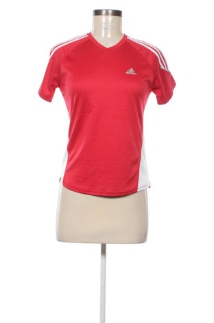 Dámské tričko Adidas, Velikost S, Barva Červená, Cena  409,00 Kč
