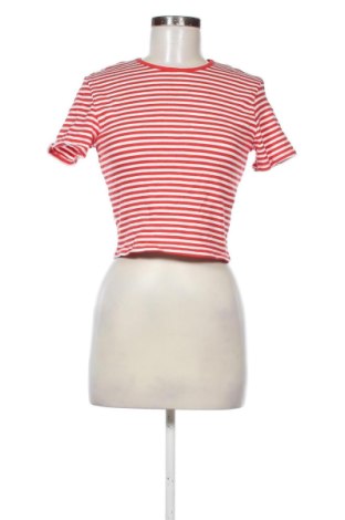 Tricou de femei Bershka, Mărime M, Culoare Multicolor, Preț 53,99 Lei