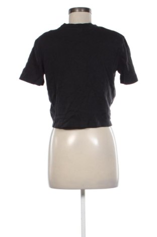 Дамска тениска Bershka, Размер M, Цвят Черен, Цена 9,20 €