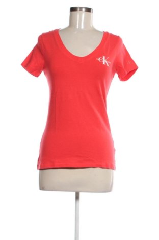 Γυναικείο t-shirt Calvin Klein Jeans, Μέγεθος M, Χρώμα Κόκκινο, Τιμή 17,39 €