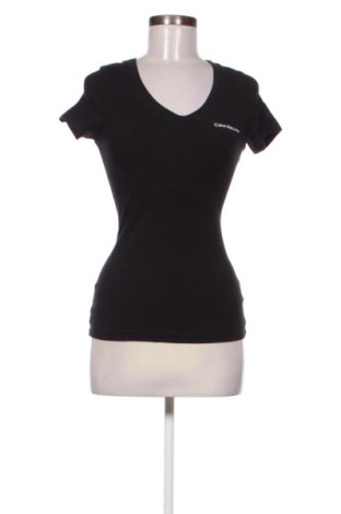 Damen T-Shirt Calvin Klein Jeans, Größe XS, Farbe Schwarz, Preis 17,38 €