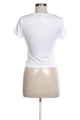 Tricou de femei Chicoree, Mărime M, Culoare Alb, Preț 46,92 Lei