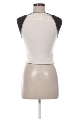 Γυναικείο t-shirt Fb Sister, Μέγεθος XS, Χρώμα Πολύχρωμο, Τιμή 14,00 €