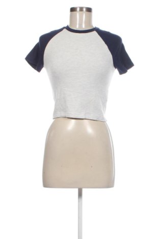 Дамска тениска H&M Divided, Размер XS, Цвят Многоцветен, Цена 7,66 €