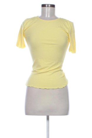 Дамска тениска Liberte Essentiel, Размер XS, Цвят Жълт, Цена 21,47 €