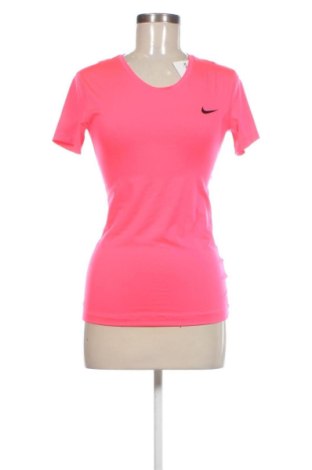 Dámské tričko Nike, Velikost M, Barva Růžová, Cena  409,00 Kč