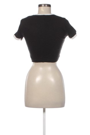 Дамска тениска Pull&Bear, Размер S, Цвят Многоцветен, Цена 9,20 €