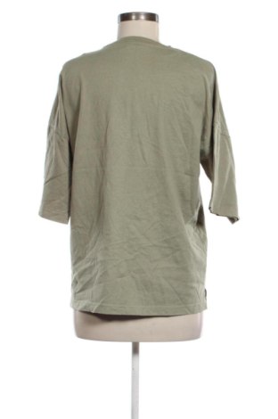 Γυναικείο t-shirt Pull&Bear, Μέγεθος S, Χρώμα Πράσινο, Τιμή 9,00 €