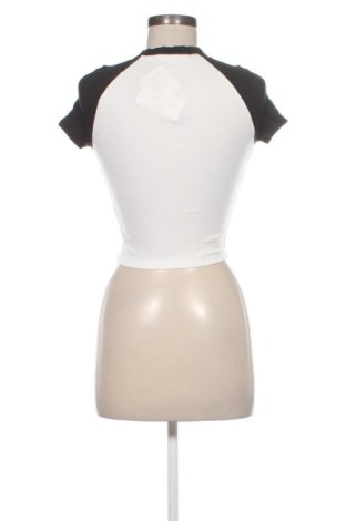 Γυναικείο t-shirt Terranova, Μέγεθος S, Χρώμα Πολύχρωμο, Τιμή 9,99 €