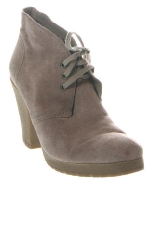 Дамски боти Esprit, Размер 38, Цвят Бежов, Цена 58,31 €