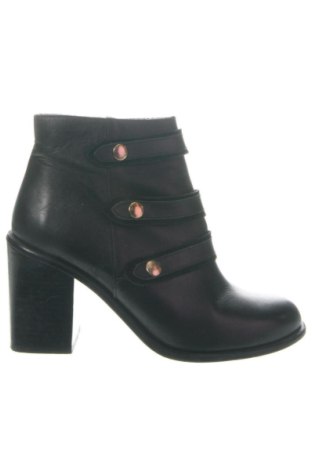 Női bokacsizma New Look, Méret 38, Szín Fekete, Ár 21 361 Ft