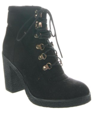 Γυναικεία μποτάκια Tendenz, Μέγεθος 38, Χρώμα Μαύρο, Τιμή 32,00 €