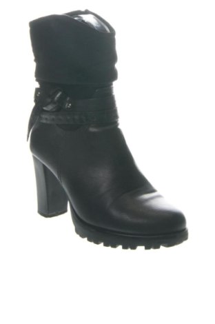 Дамски боти Unbranded, Размер 36, Цвят Черен, Цена 32,00 €