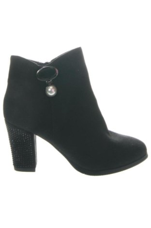 Дамски боти Unbranded, Размер 37, Цвят Черен, Цена 39,32 €