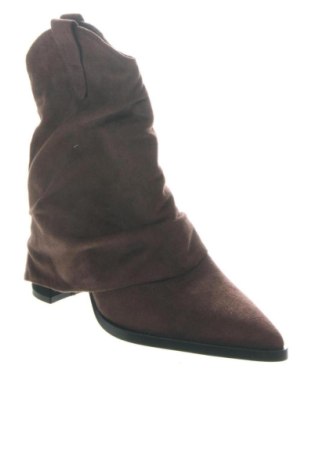 Дамски боти Unbranded, Размер 37, Цвят Кафяв, Цена 32,00 €