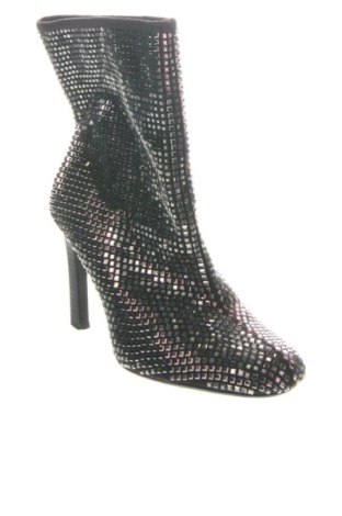 Дамски ботуши Zara, Размер 37, Цвят Сребрист, Цена 56,34 €